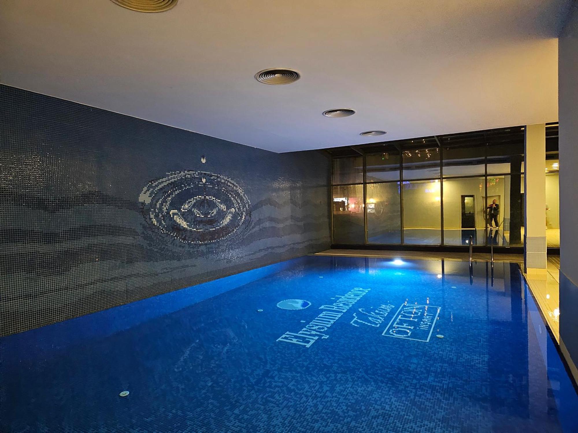 Perfect Taksim, 2 Bedroom, Pool, Gym, Sauna Appartamento
