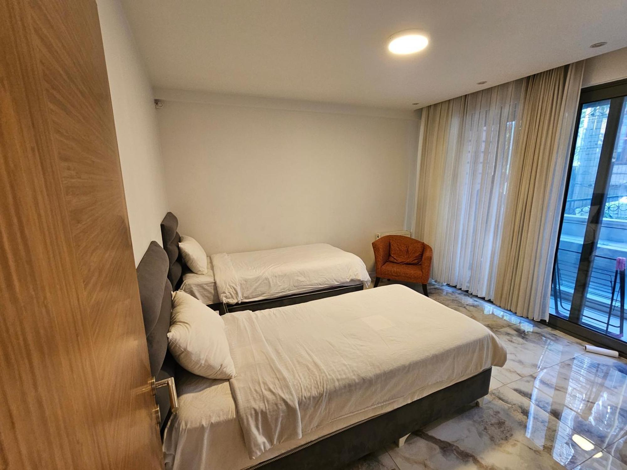 Perfect Taksim, 2 Bedroom, Pool, Gym, Sauna * Provincia di Istanbul