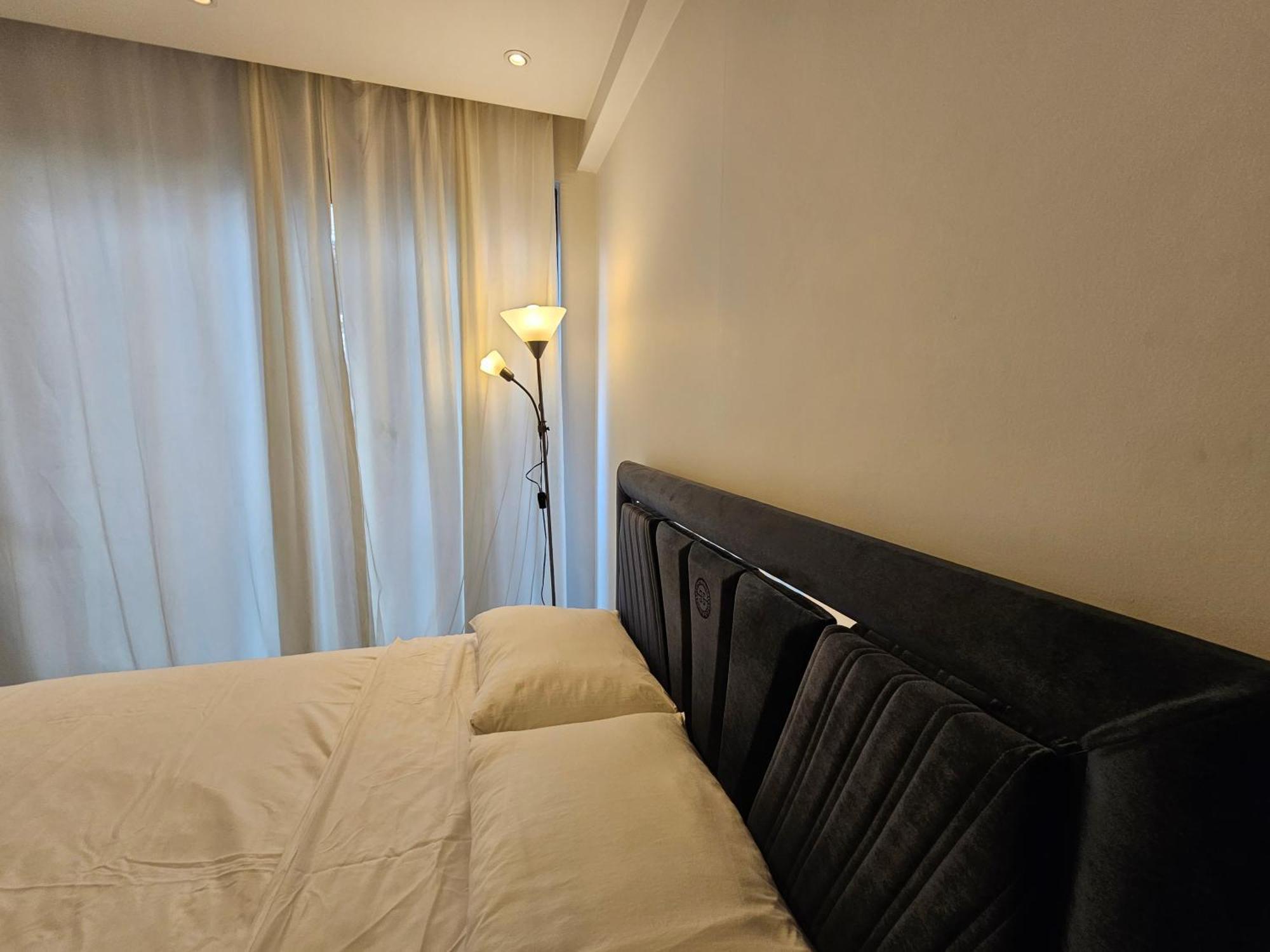 Perfect Taksim, 2 Bedroom, Pool, Gym, Sauna * Istanbul