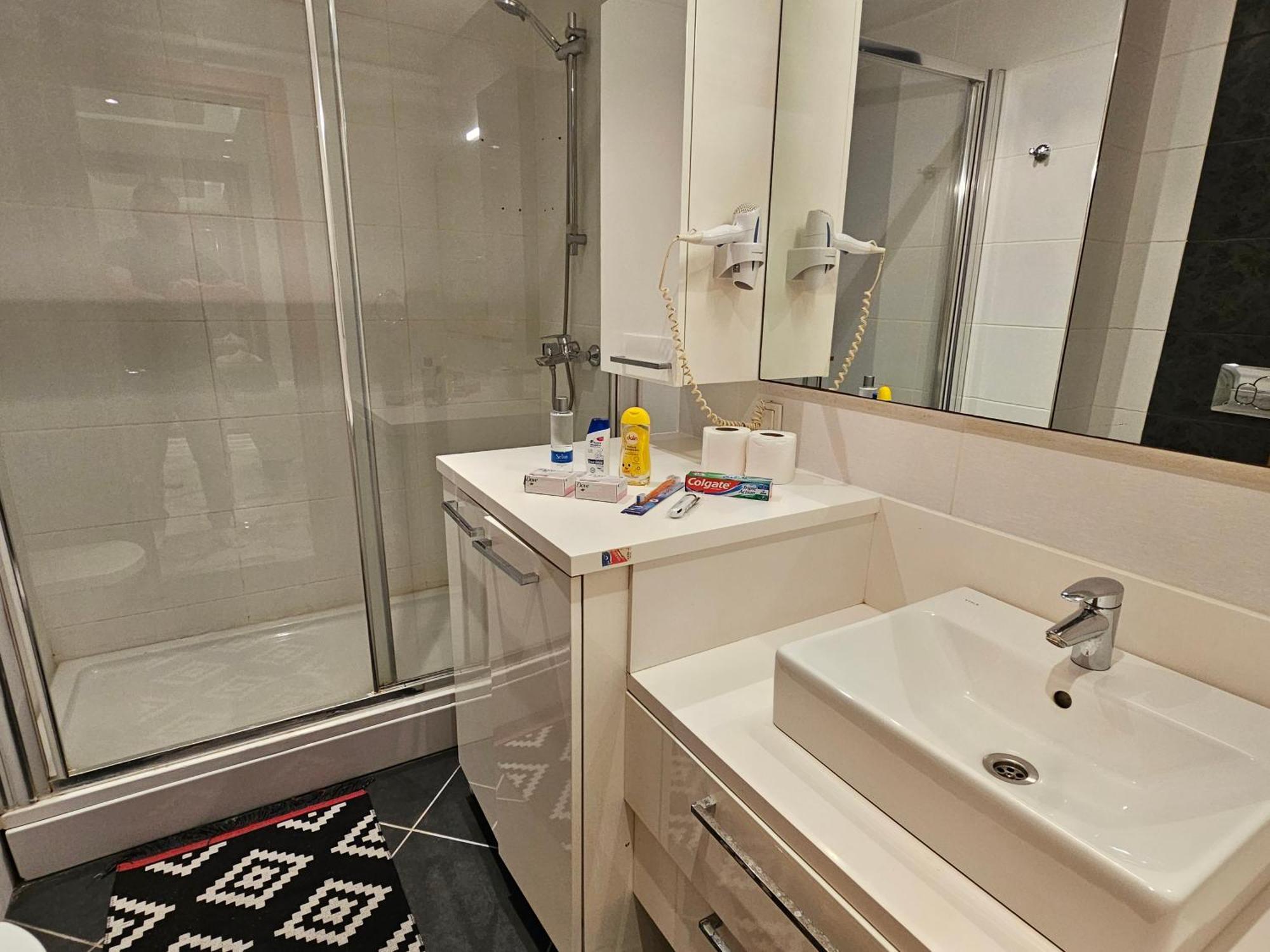 Apartment Perfect Taksim, 2 Bedroom, Pool, Gym, Sauna *